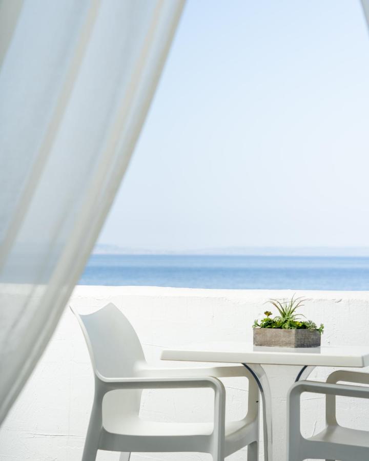 אפיטוס White Suites Resort מראה חיצוני תמונה