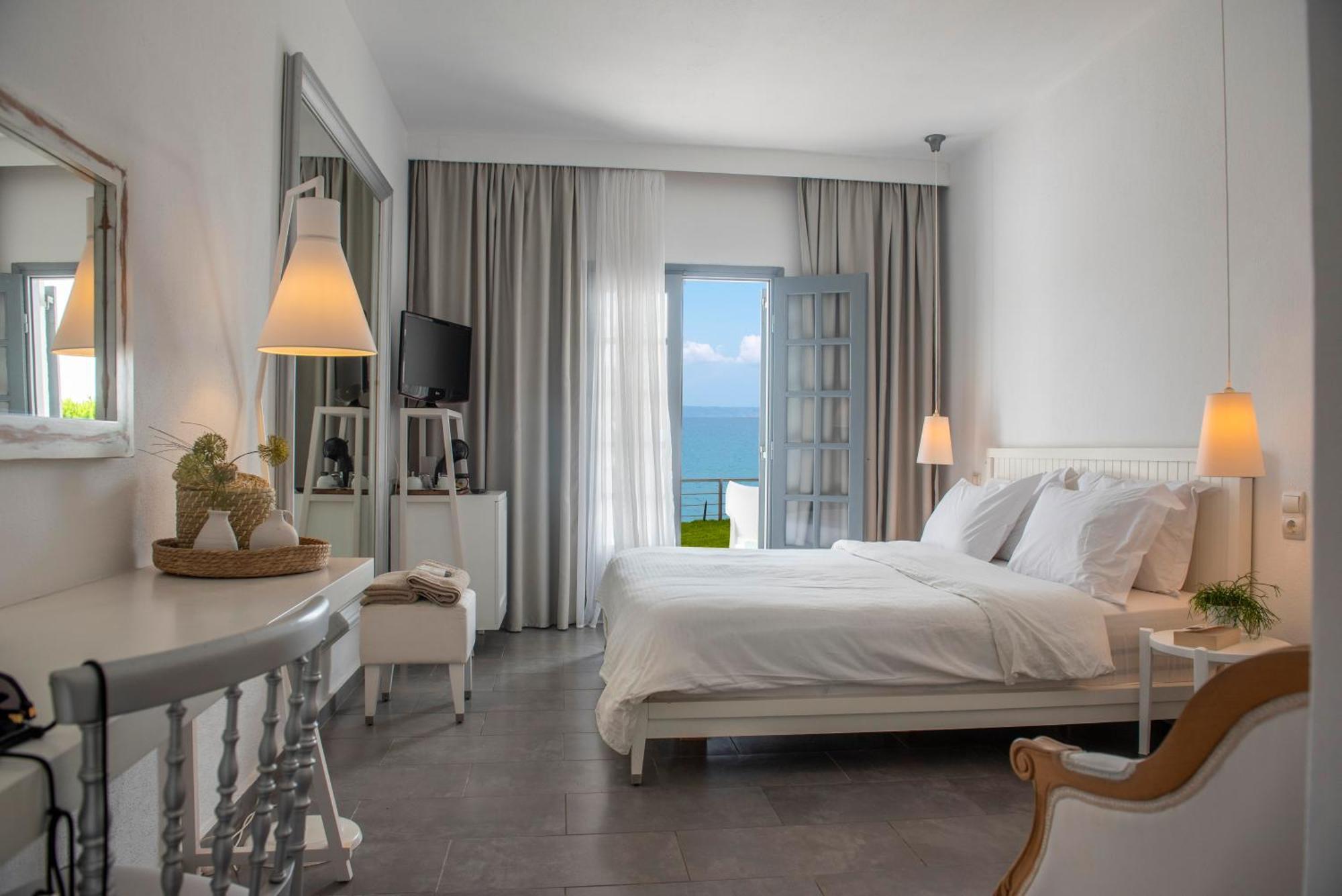 אפיטוס White Suites Resort מראה חיצוני תמונה