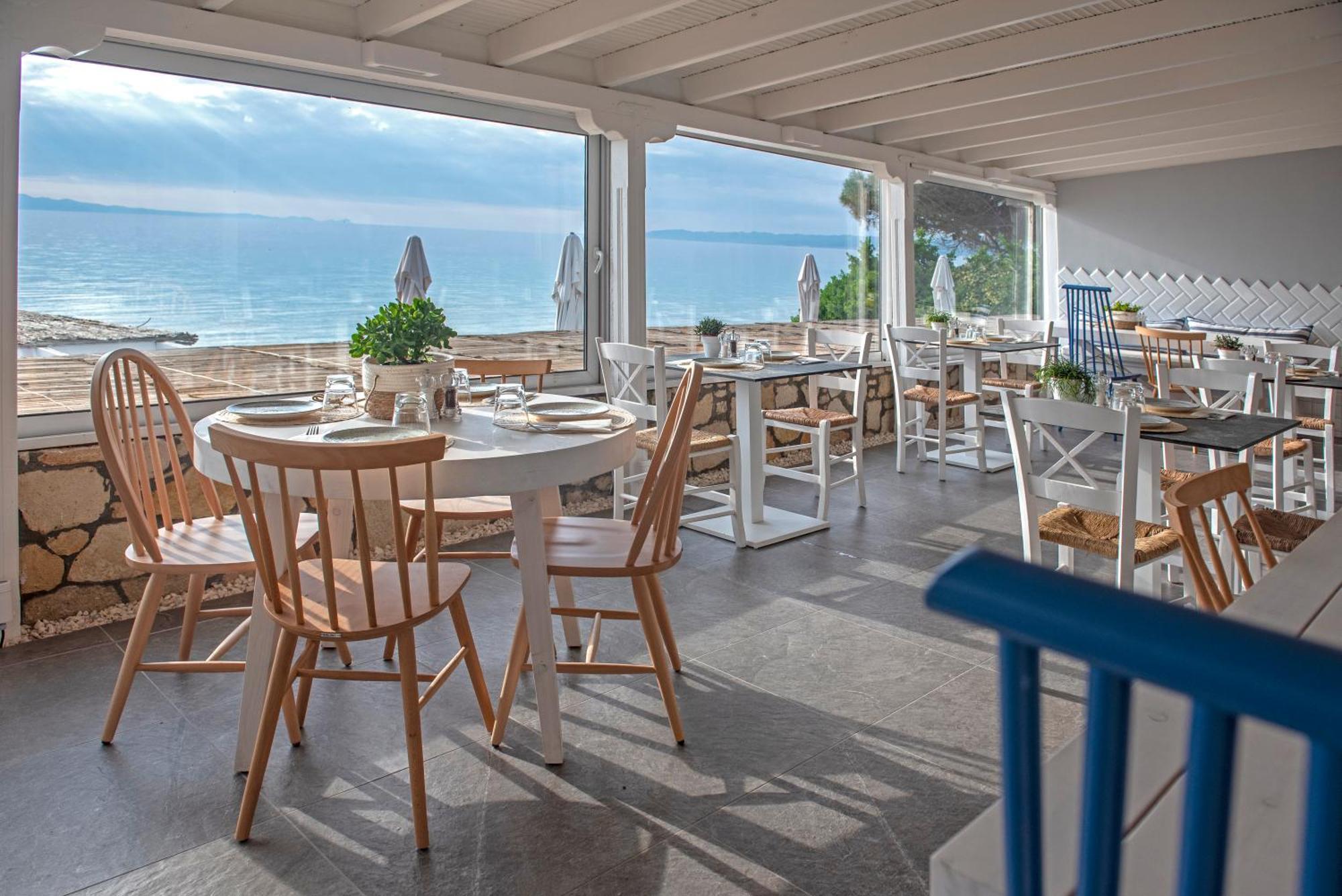 אפיטוס White Suites Resort מראה חיצוני תמונה